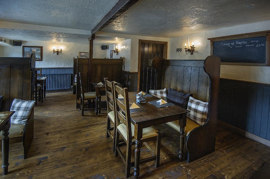 The Falls Of Dochart Inn キリン エクステリア 写真